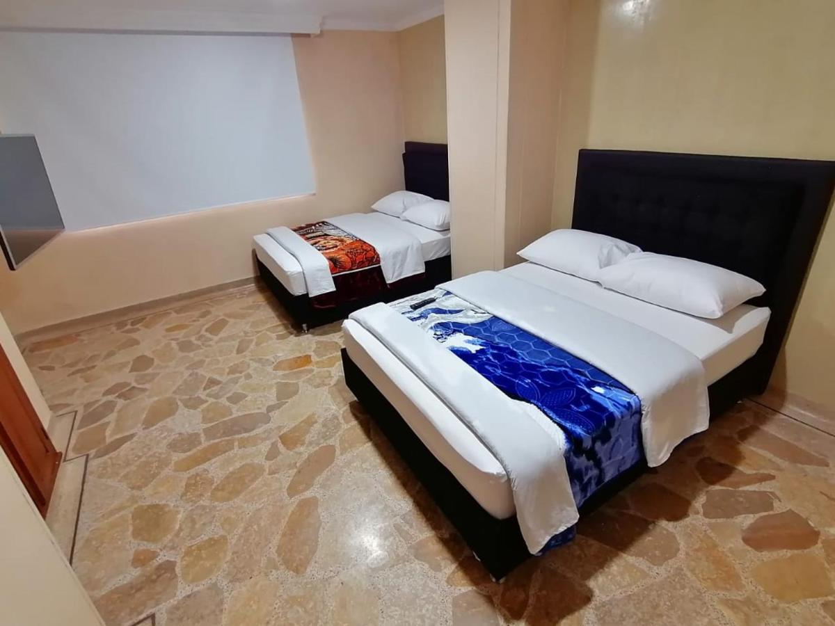 Hotel Golden Suite Pereira Esterno foto