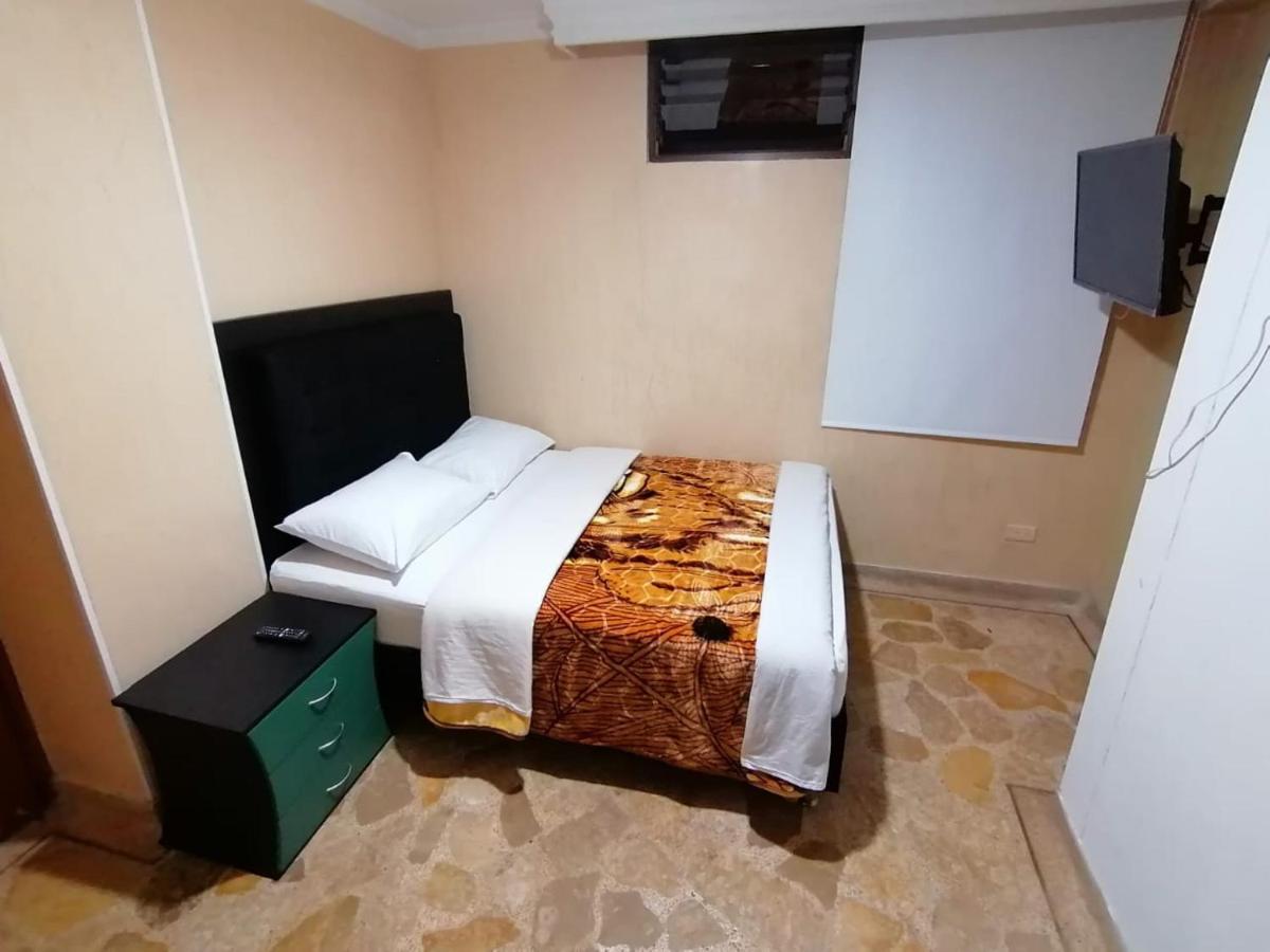 Hotel Golden Suite Pereira Esterno foto
