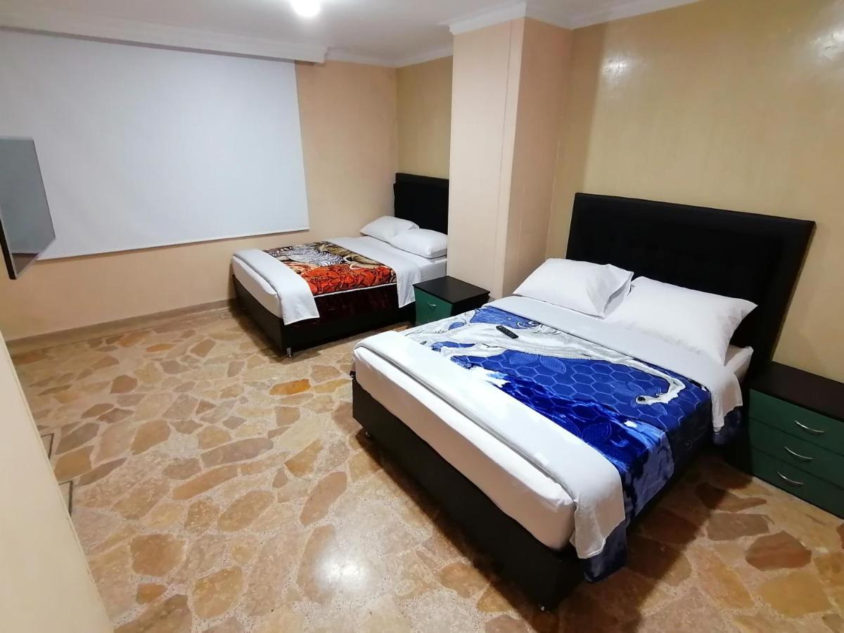 Hotel Golden Suite Pereira Esterno foto