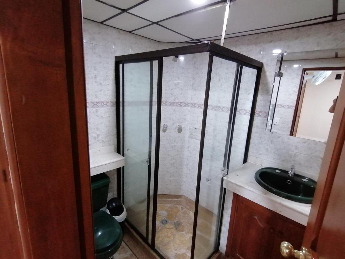 Hotel Golden Suite Pereira Esterno foto