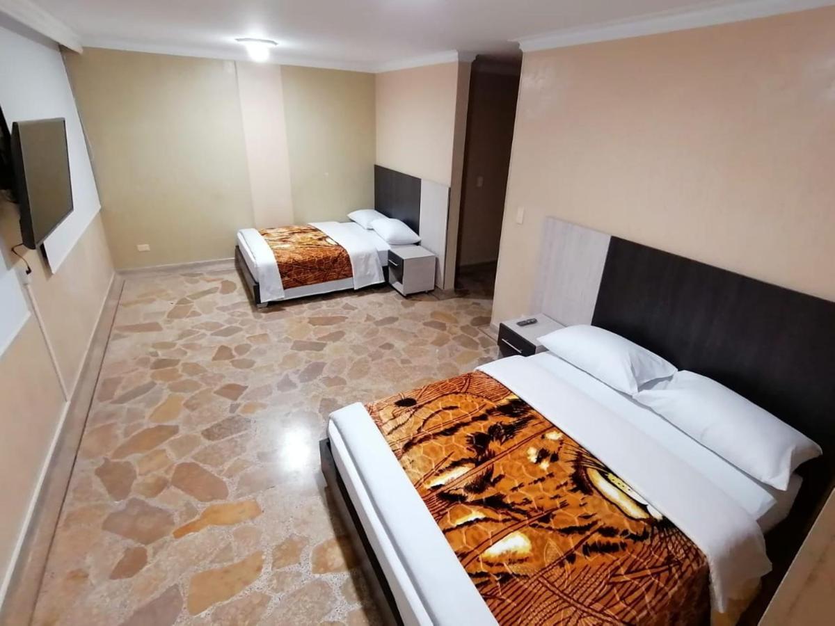 Hotel Golden Suite Pereira Esterno foto