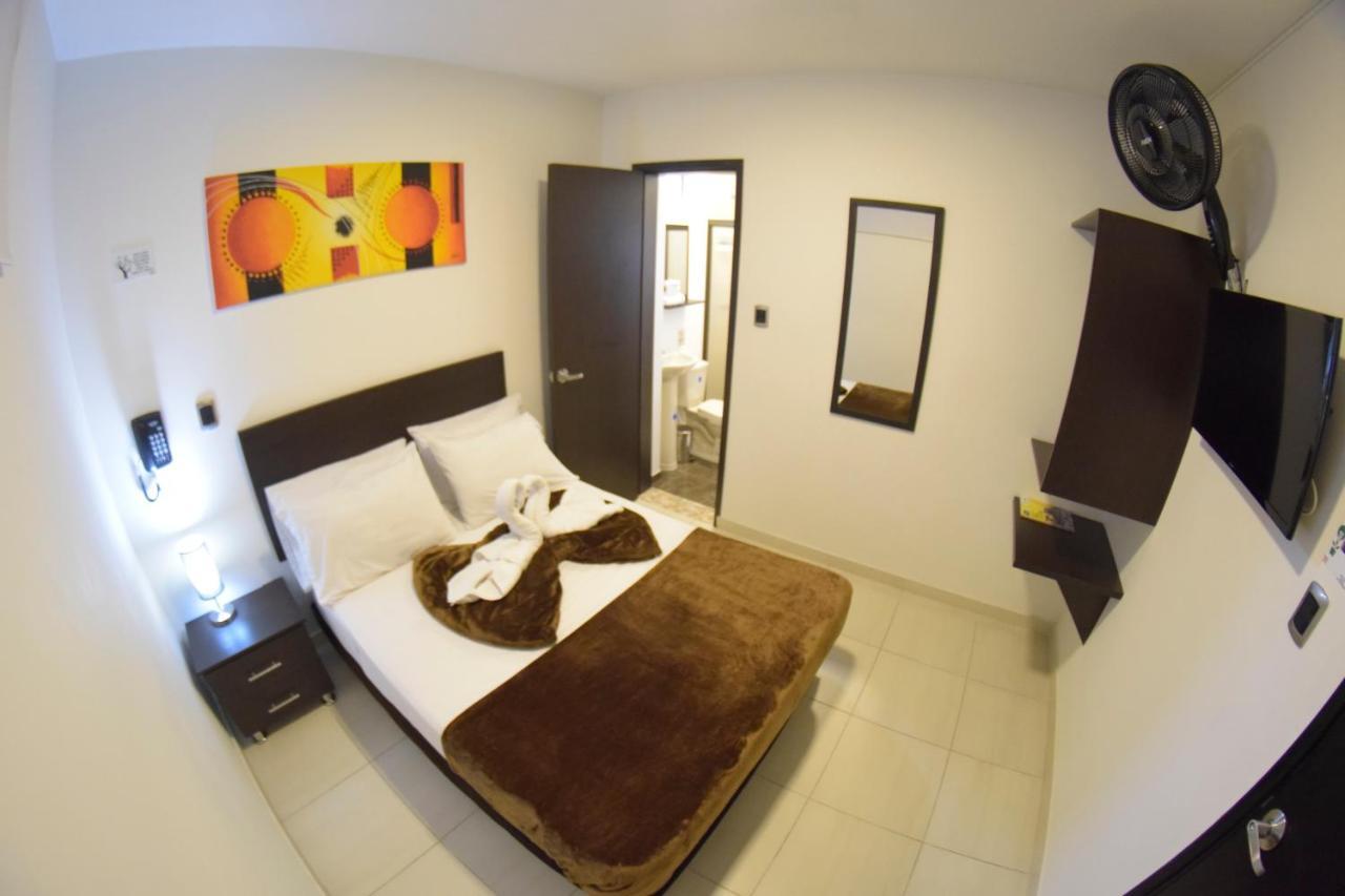 Hotel Golden Suite Pereira Esterno foto